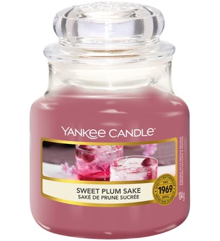 Yankee Candle Sweet Plum Sake Housewarmer Duftkerze 104 g