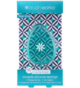 brushworks x LOOKFANTASTIC HD Silicone Miracle Sponge Tear Drop Applicator - Teal
