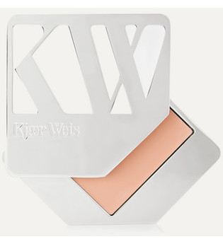 Kjaer Weis - Cream Foundation – Subtlety – Foundation - Neutral - one size