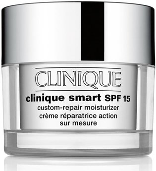 Aktion - Clinique Smart Day SPF 15 Custom-Repair Moisturizer trockene Haut bis Mischhaut 75 ml Tagescreme