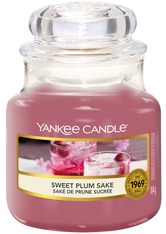 Yankee Candle Sweet Plum Sake Housewarmer Duftkerze 104 g