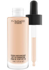 MAC Studio Waterweight SPF 30 / PA ++ Foundation (verschiedene Farbtöne) - NW13